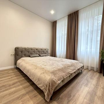 Лесі Українки вул., 15