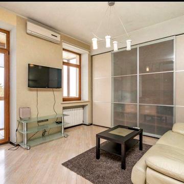 Сдам 1к кв метро Университет Центр