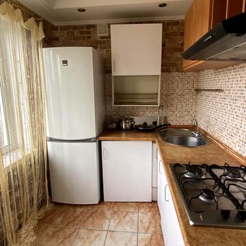 Алішера Навої просп., 59