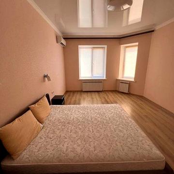 Сдам 1 кв в Черноморске  на длительный период