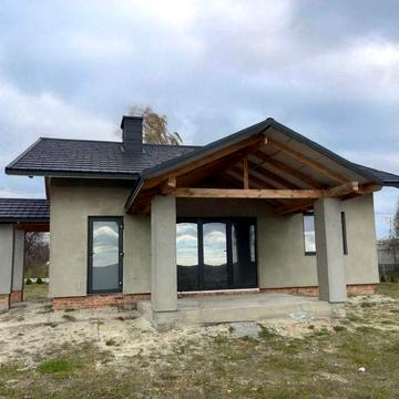 Будинок новобудова (коробка під чистову обробку)