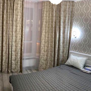 Молодіжна вул., 2