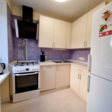 Науки просп., 11