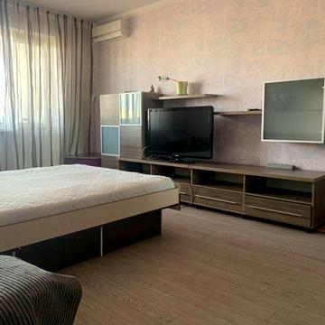 Оренда 2 - кімнатної квартири Піщана