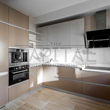 Золотоустівська вул., 52