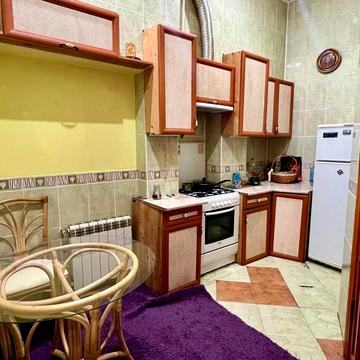 Банківська вул., 5