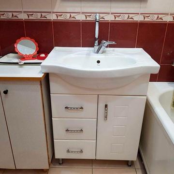 Риэлтор сдаст на длительный срок 2-х комнатную квартиру