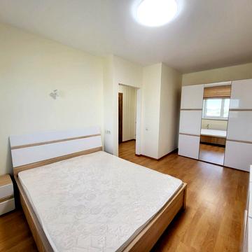 Садова вул., 1-Б