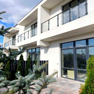 Сучасний таунхаус біля - ТРЦ VELES MALL!