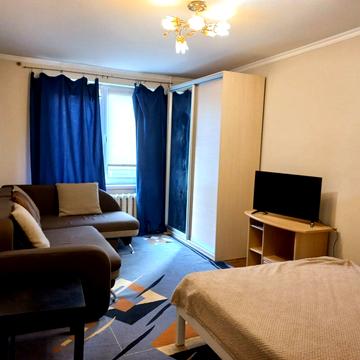 Саксаганського вул., 54/56