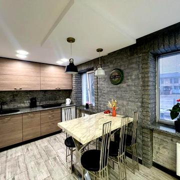 Оренда великої студії в центрі, вул. Смілянська 40