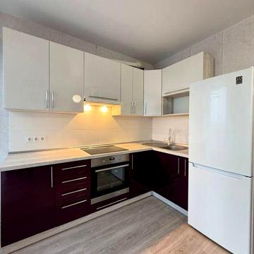 ТЕРМІНОВО, оренда! Гарна квартира, є балкон