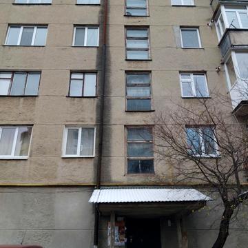 Чорновола вул., 98