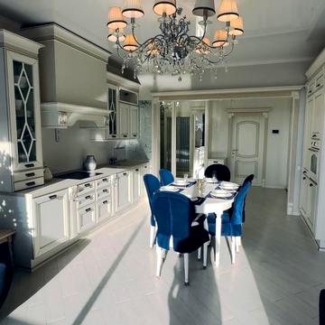 Дніпровська набережна вул., 14-А