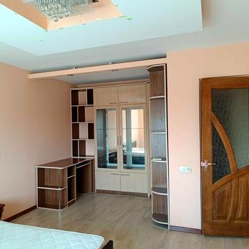 Гарна 1-кімн. квартира  новий корпус пудуніверситету, меблі, техніка