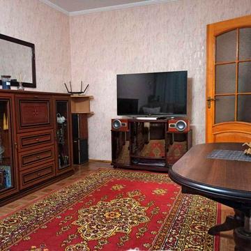 Продається 2-х квартира (Центр, вул.Вокзальна), 1 поверх.