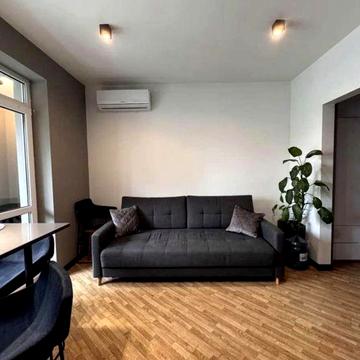 Берестейський просп. (Перемоги), 5-В