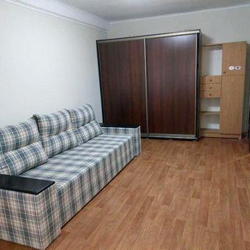 Оренда1к. Ентузіастів 7/3, Русанівка, 1/9 пов., свіжимй ремонт.