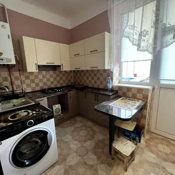 Устима Кармалюка вул., 11