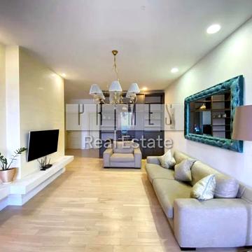 Андрія Верхогляда вул. (Михайла Драгомирова), 3