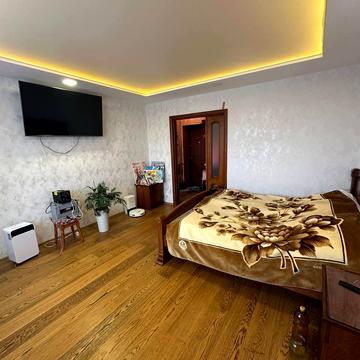 Максима Березовського вул., 16