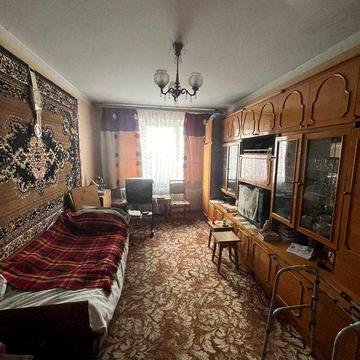 Продається НАЙДЕШЕВША 1 кім квартира в районі Озерна!