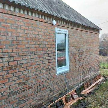 Будинок в селі Писарівка Полтавської області