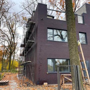 Києво-Мироцька вул., 123