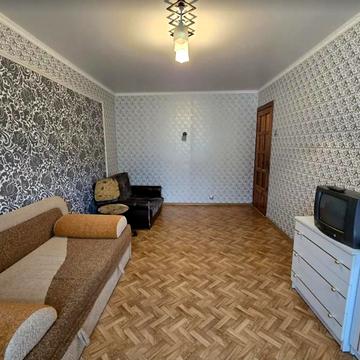 Космонавтів просп., 59