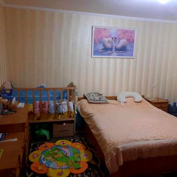 Продам трикімнатну квартиру