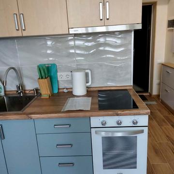 Київська вул., 2-М