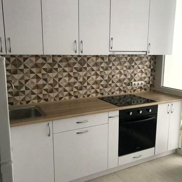 Європейського Союзу просп. (Правди), 41-А