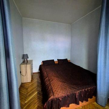 Йорданська вул. (Лайоша Гавро), 24