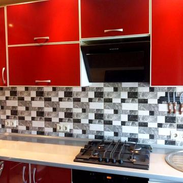 Здам гарну 2ккв з газовим опаленням поряд з Центром