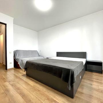 Яреми вул., 12