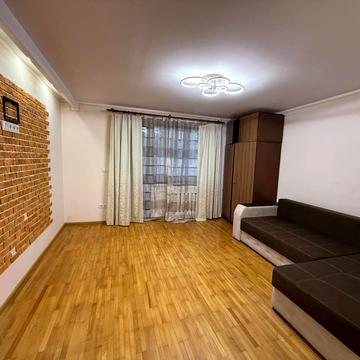 Віталія Мерінова вул., 19А