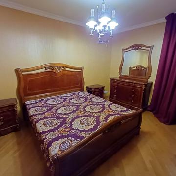 Миколи Бажана просп., 1-М