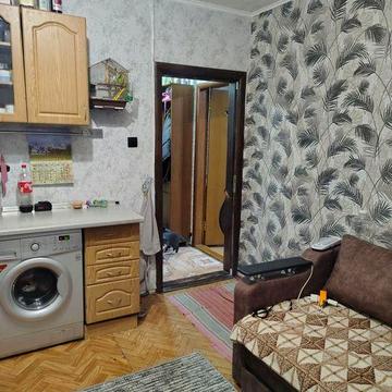 Продам 1 кімнатну квартиру по Незалежності 16в