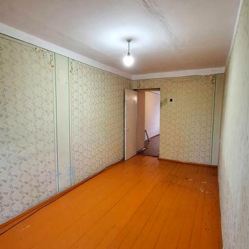 Студентська вул., 7