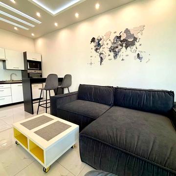 Дніпровська набережна вул., 14-Б