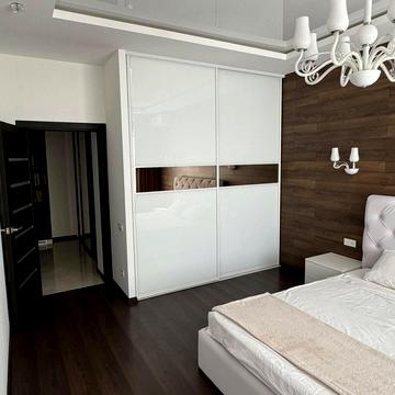 Хантадзе вул., 3