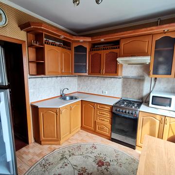 Вернадського вул., 4