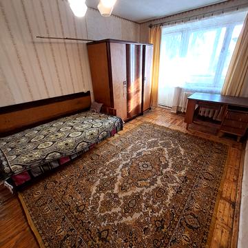 Магістральна вул., 76