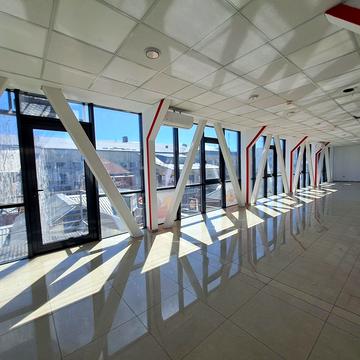 Торговиця вул., 9