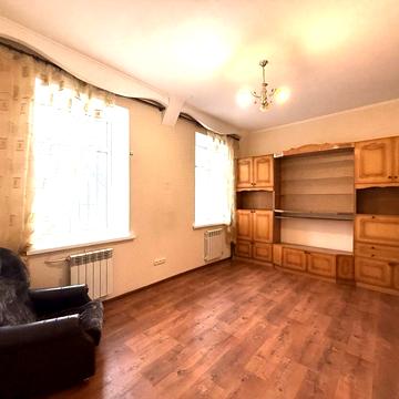 Бузький бульв., 3