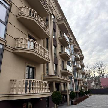 Продається простора 1к квартира з максимальним наповненням white box