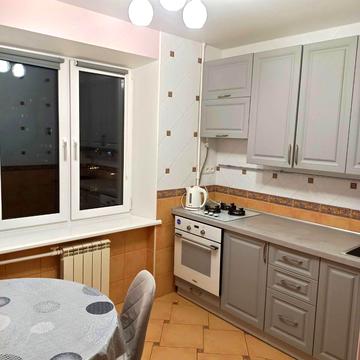 Науки просп., 13