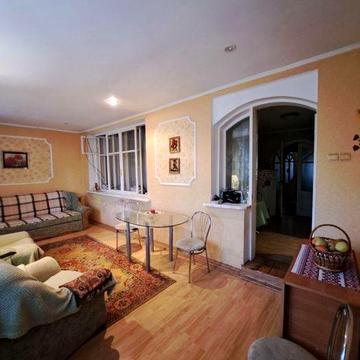 Продаж 3 кімн. квартири з автономним газовим опаленям