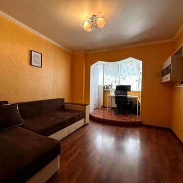 Продаж 2-к квартири Дарницький р-н 64,3 м2 6/18