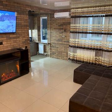 Двокімнатна у центрі пр.Металургів (Соцгород)